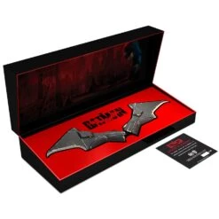 DUST! The Batman Limited Edition Chest Armour Glyph 1:1 Prop Replica -1000 Units Only! - Zavvi Exclusive